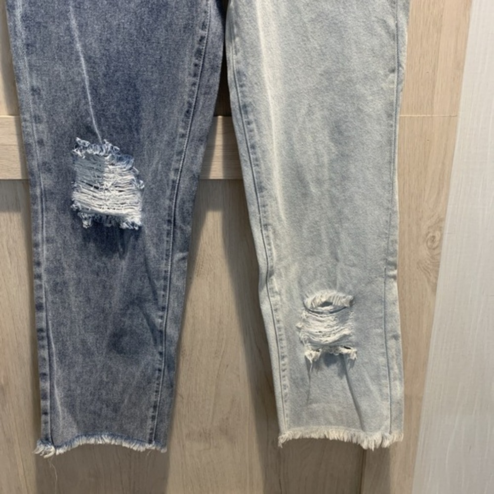 Pol Two-Tone Distressed Denim Ankle Length Jeans Size S NWOT - Picture 2 of 8